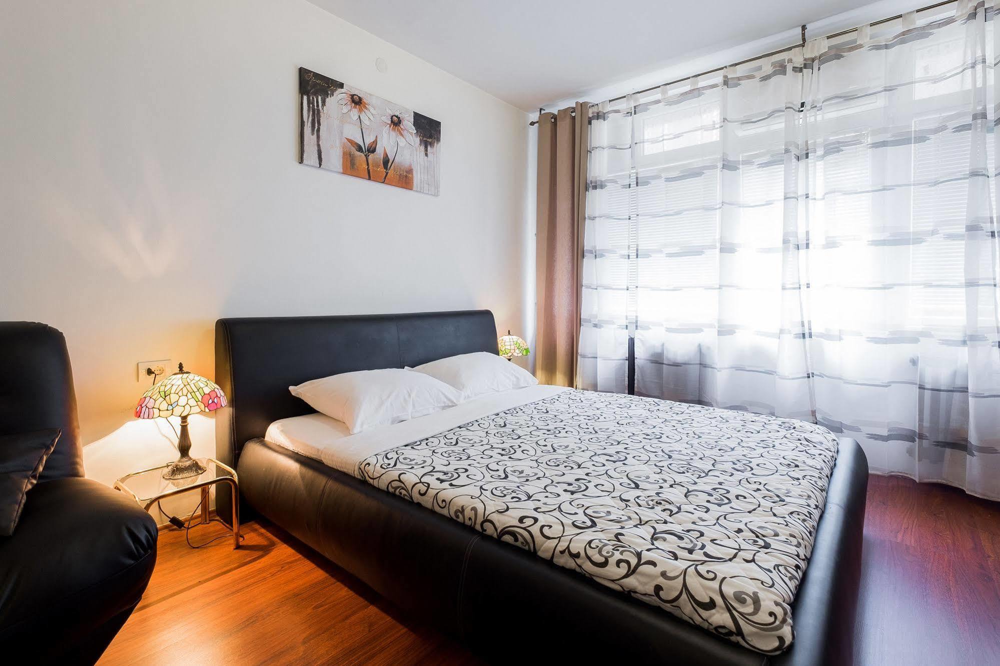 Downtown Apart Hotel Bane Belgrad Zewnętrze zdjęcie