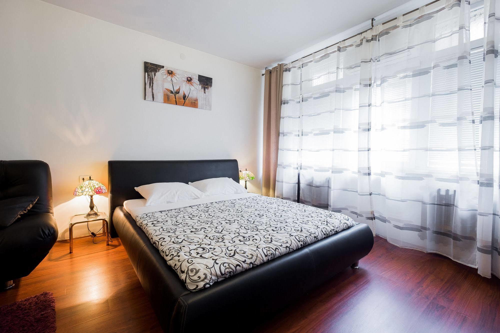 Downtown Apart Hotel Bane Belgrad Zewnętrze zdjęcie